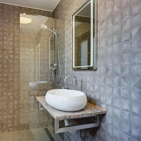 Villa In Near Fa Ana Beaches *